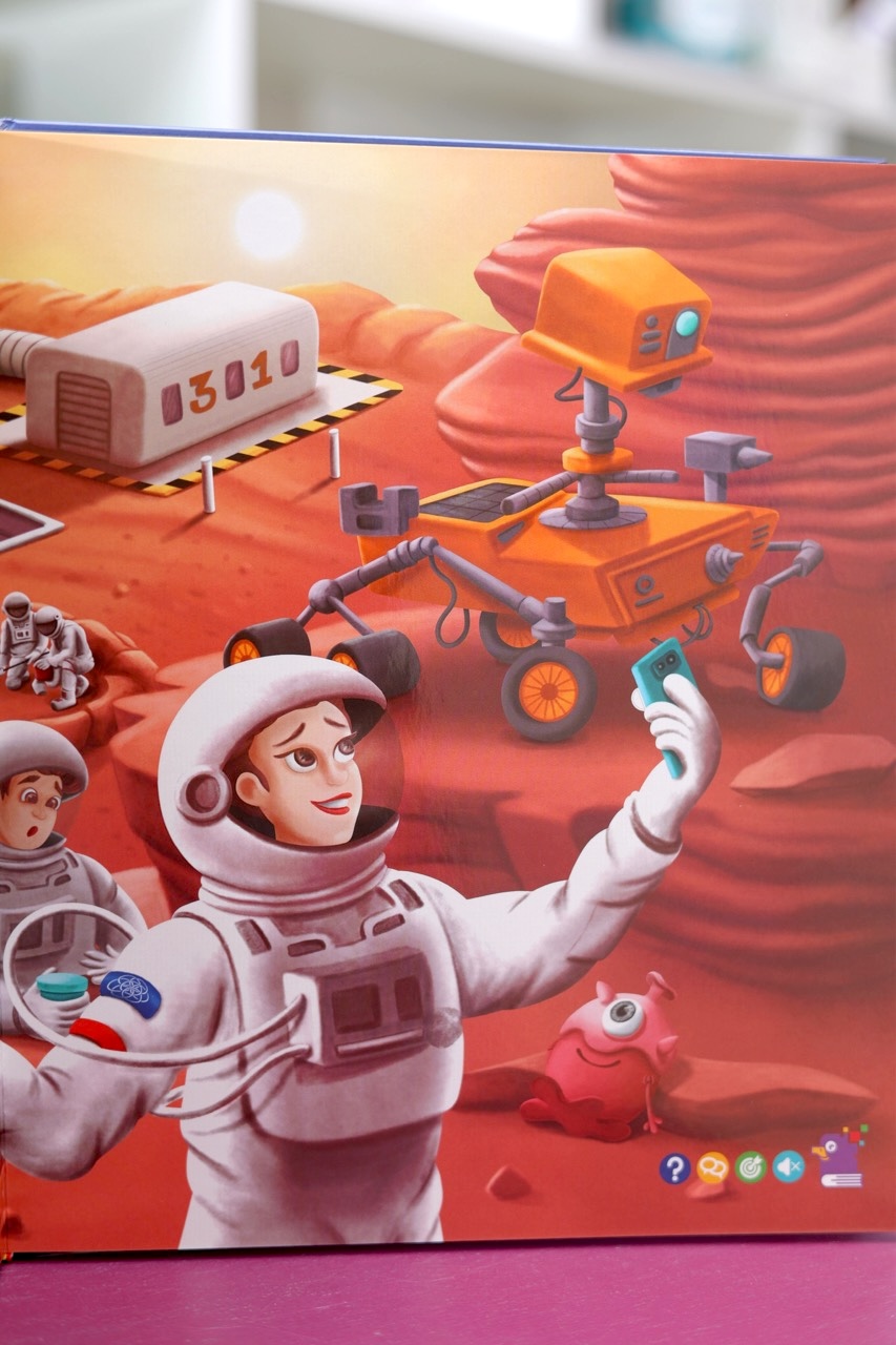 ARDIBOOK "SPACE: WALKING THE PATH OF A DREAM"